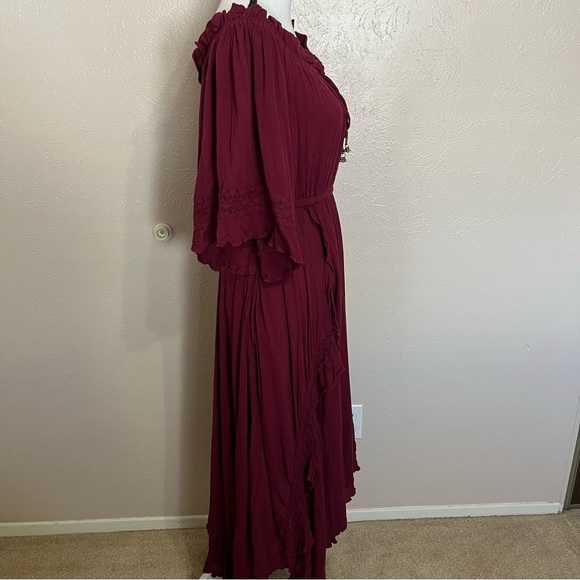 SOLD E Free People Endless Summer Beach Bliss Off Shoulder Maroon Maxi Dress - Picture 7 of 16